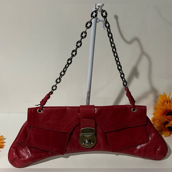 Trina Turk Elegant Red Leather shoulder bag Clutch with Chain strap NWT - Picture 1 of 11